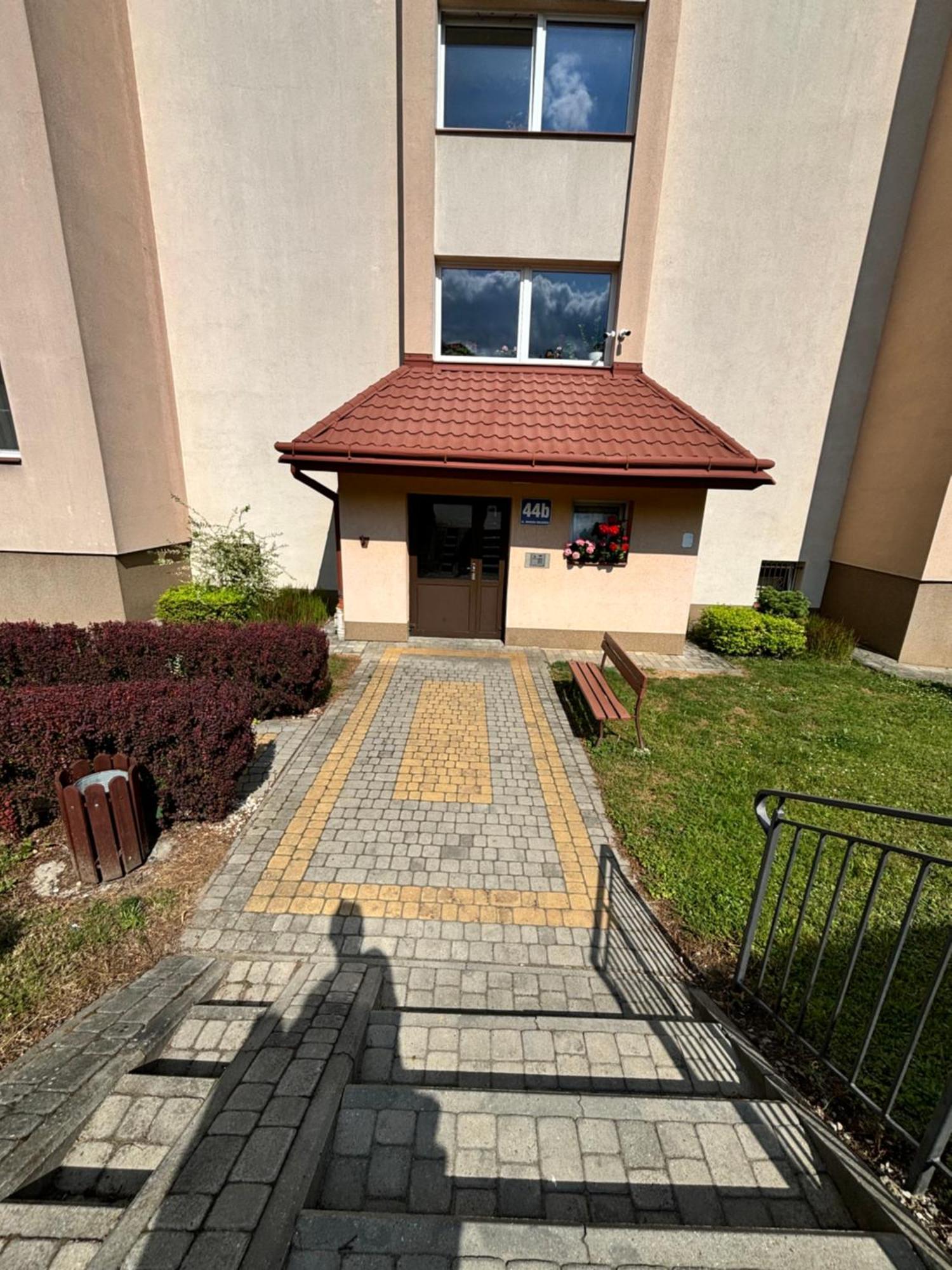 Apartament Alexa Zasanie Przemyśl Esterno foto